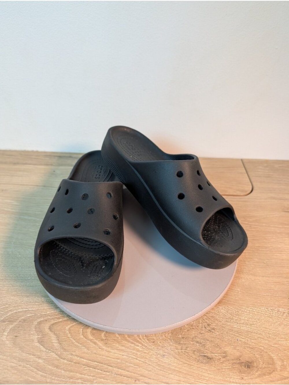 Crocs Women's Classic Platform Black Slides Size 8 Comfort Sandals Summer